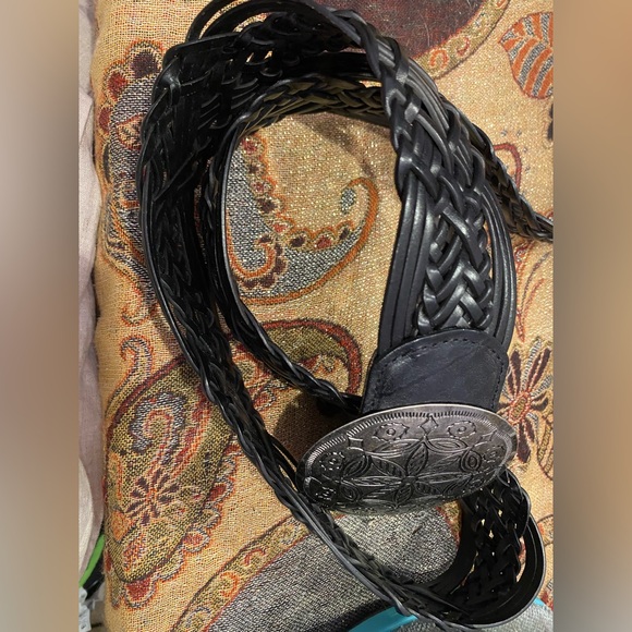 NWT New York & Co. Genuine Leather
Women's Belt size large boho style - Picture 7 of 8